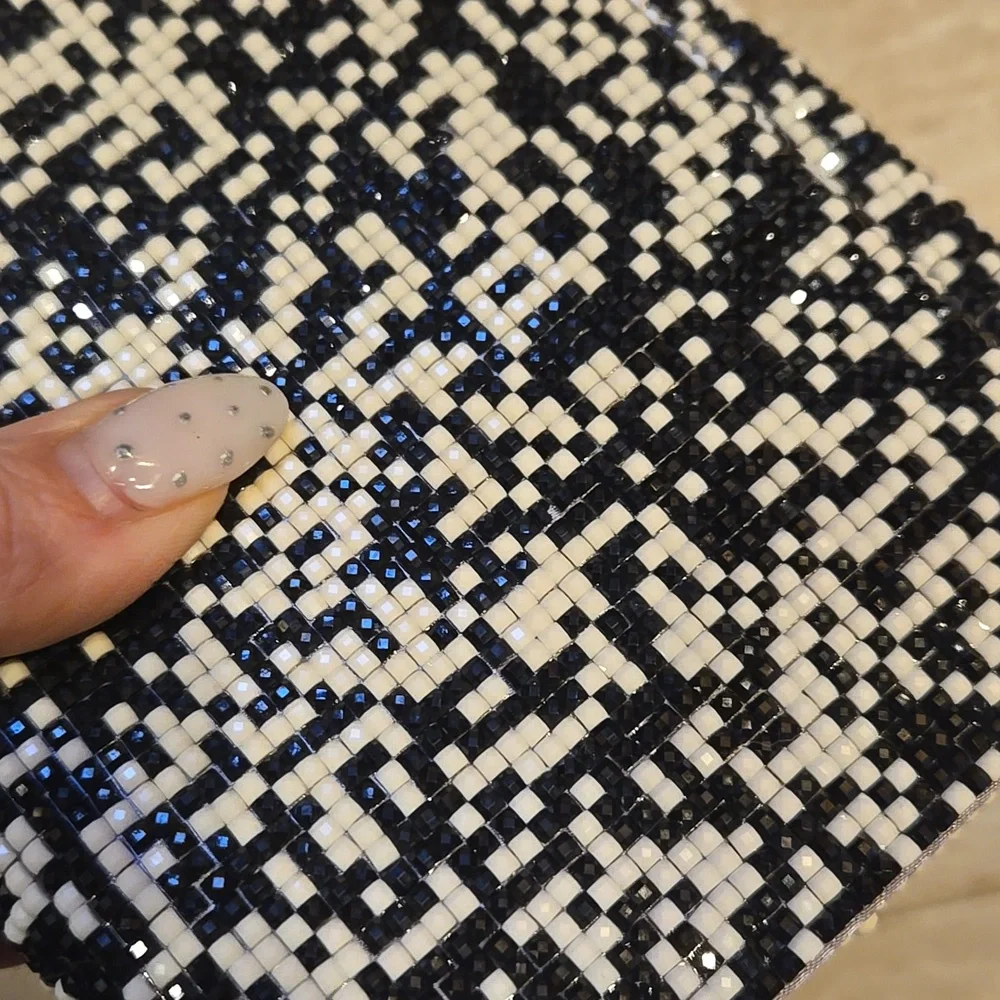 New Sondra Roberts Squared Black/White Beaded Versatile Clutch - Picture 5 of 11